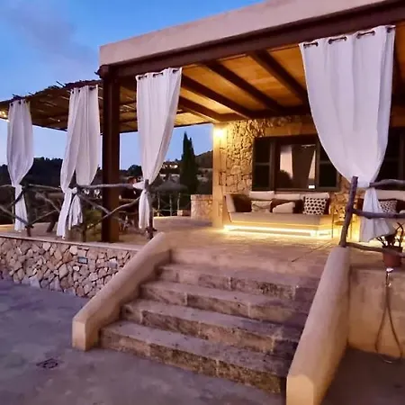 Villa Llodra D'en Pep *